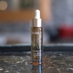 Caudalie Premier Cru The Precious Oil-29ML -Personal Care Product Store 223 lifestyle 1